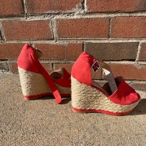 Womens platform shoes red beautiful color !